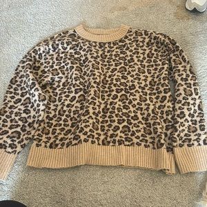 Medium American Eagle cheetah print sweater